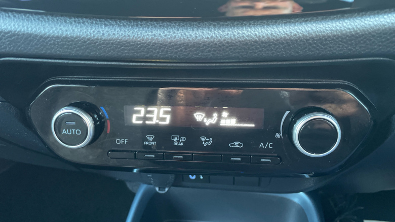 Toyota Aygo X 1.0 VVT-i Edge 5dr Auto [Parking] Petrol Hatchback